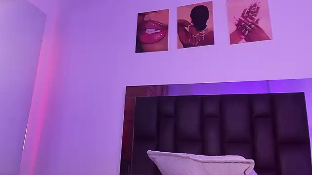 MaxPower003's Webcam Show