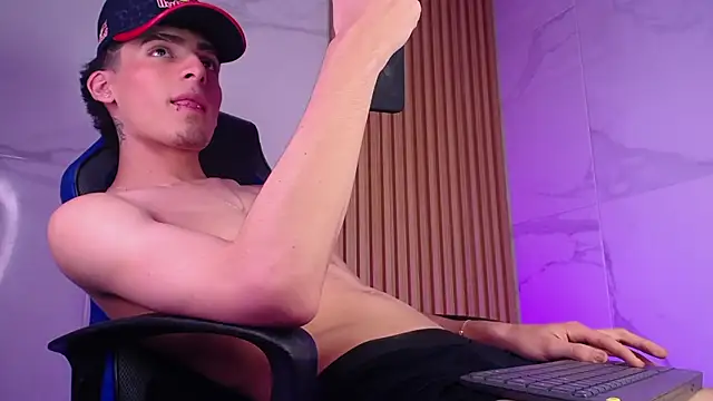 MateoMitchell 网络视讯表演