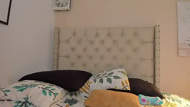 vanesasexyhot21 Live XXX Chat