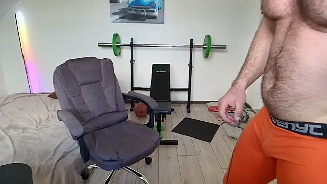 muscleangel18's Live XXX Chat