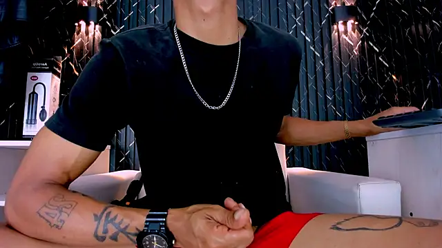 Gregory_Sforza's Live XXX Chat