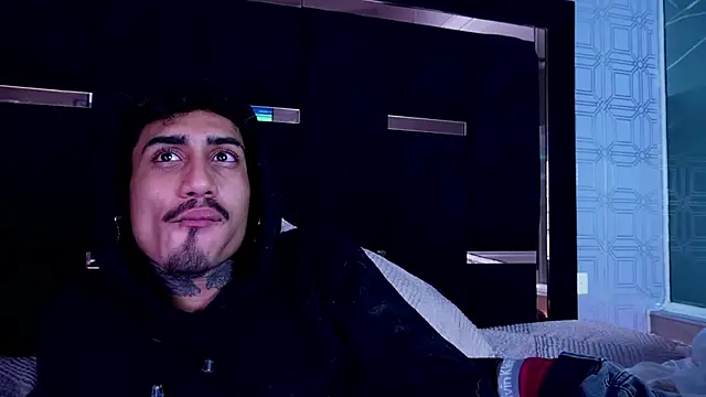 Dark_Eros_n Live XXX chat