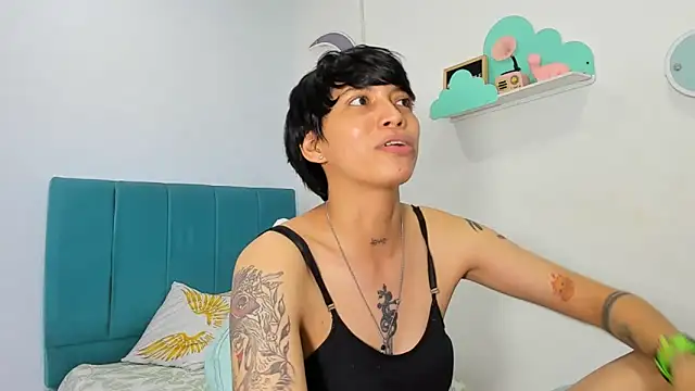 ivyheat3's Live XXX Chat