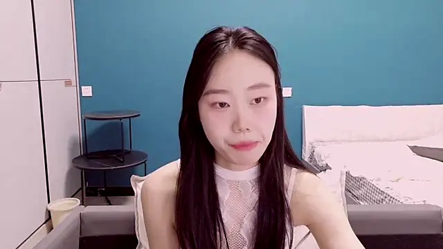 ZHJKS9988's Live XXX Chat