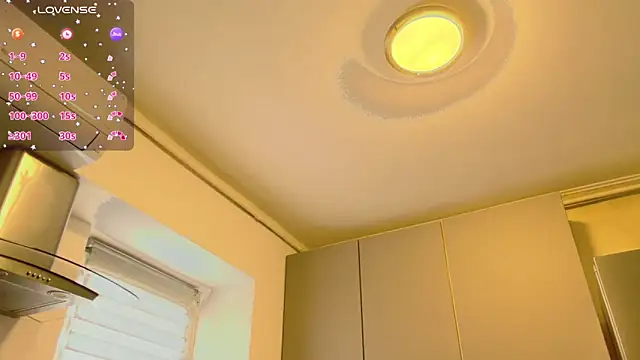 Chat +18 de alisoncassie ao vivo