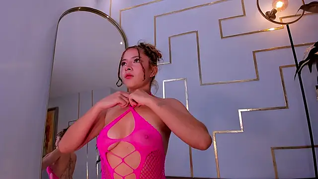 ArianaNova Live XXX-Chat