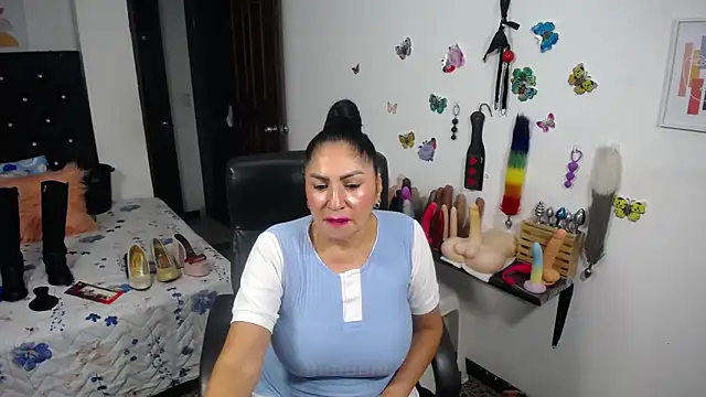 mature_bigboobs10's Live XXX Chat