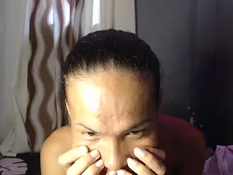 yourlovelymoreal 网络视讯表演