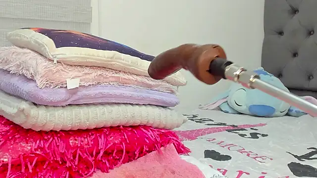 Elizabeth_18_ Adlı Modelin Canlı XXX Sohbeti