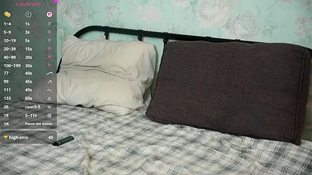 NorineMaw Adlı Modelin Canlı XXX Sohbeti