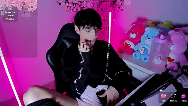 Sakura_Kitty_ élő XXX-chatje