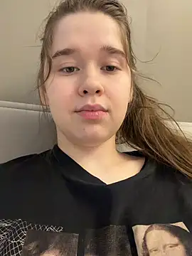 Webkamerová show HornyGirlH