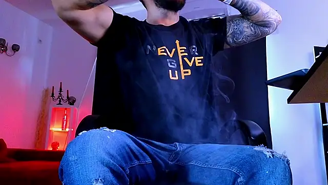 MightyAaron66 Webcam show