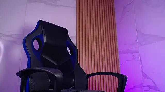 Онлайн чат XXX MateoMitchell