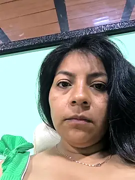 Tamaraxxx_hot élő XXX-chatje
