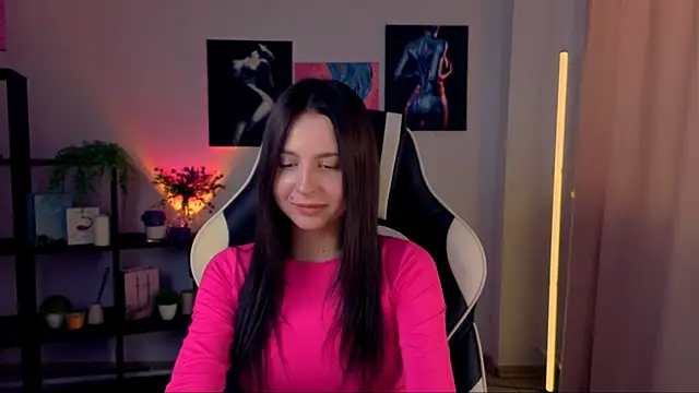 FloriShinee's Live XXX Chat