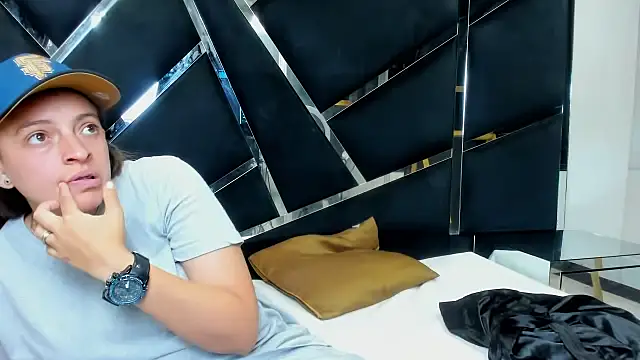 Alyssa_Noah Pertunjukan Webcam