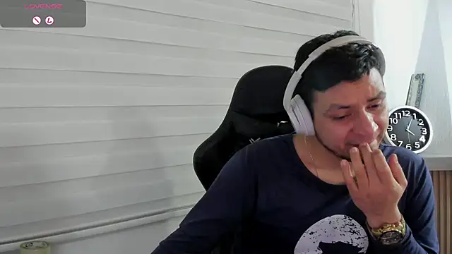 دردشة Rick_Adams الجنسية المباشرة