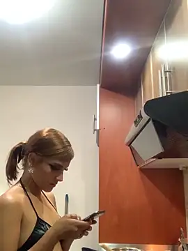 XXX chat uživo modela LilithMonette