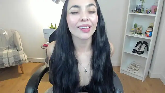 _BellaEvans_ Live XXX-Chat