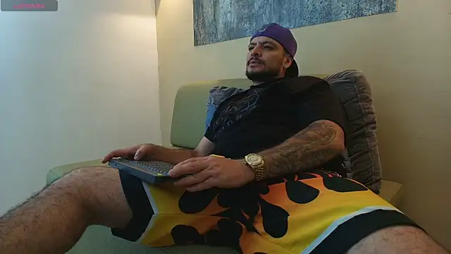 TROY_KIRK's Live XXX Chat