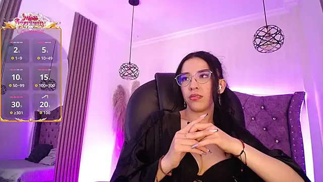 Amara_Davis1 Live XXX-chat