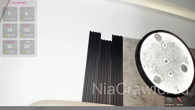 Онлайн чат XXX NiaCrawfordd