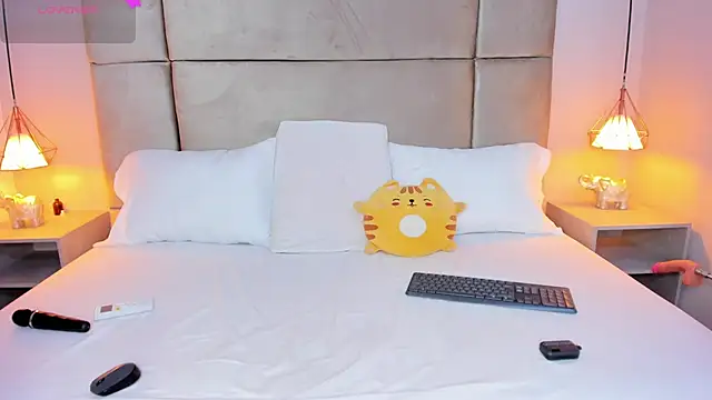 isabel_sofiaa 现场XXX聊天