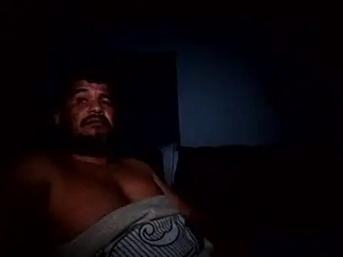 tarra122's Webcam Show