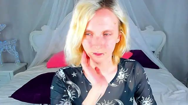 LikiLips live XXX chat