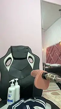 Pokazy przed kamerką – LunaaRosse