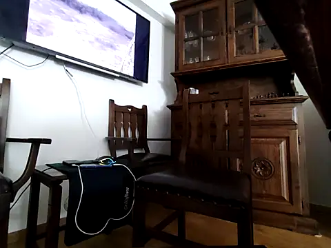 MarkusBerq_H Adlı Modelin Web Kamerası Şovu