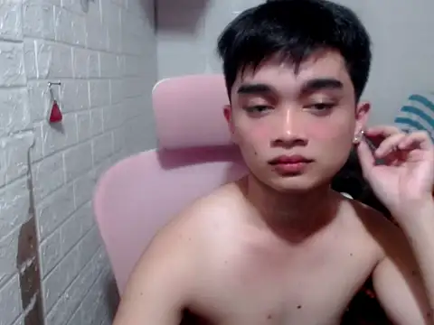 Chat +18 de Sky_hot123 ao vivo