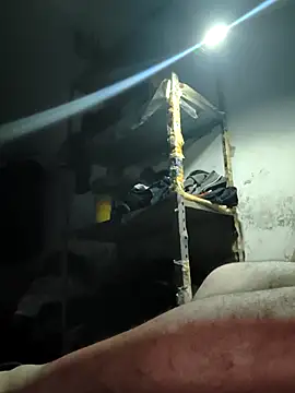 Ferxxxo1503: διαδικτυακό σόου στην κάμερα