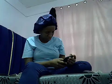 prettybeee Webcamshow