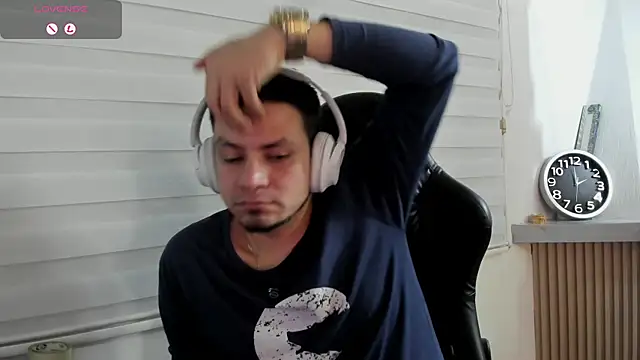 Rick_Adams 即時 XXX 聊天