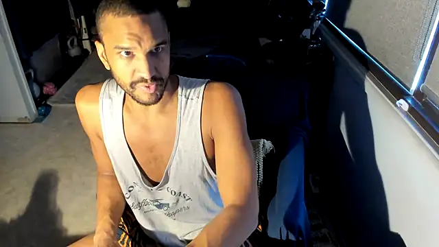 Show de CassiusJohnson na webcam