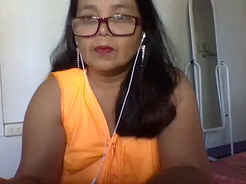 Pokazy przed kamerką – Flowerblossom123