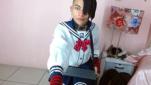 Pokazy przed kamerką – romeo_laurient