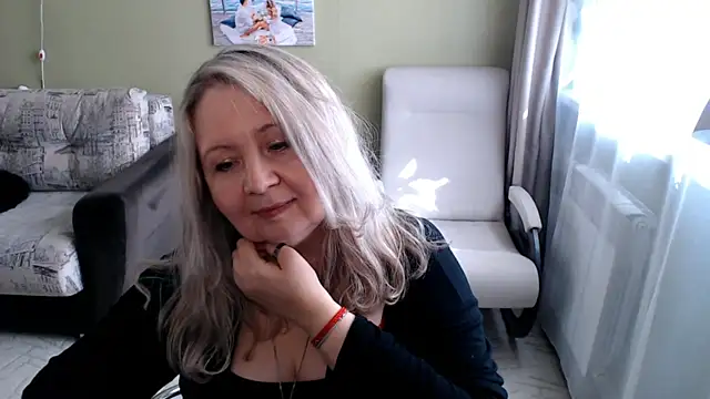 YanaMayern Webbikameraesitys