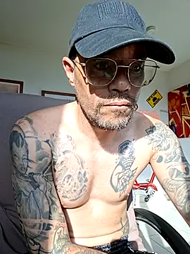 Mr_Graffitimile live XXX chat