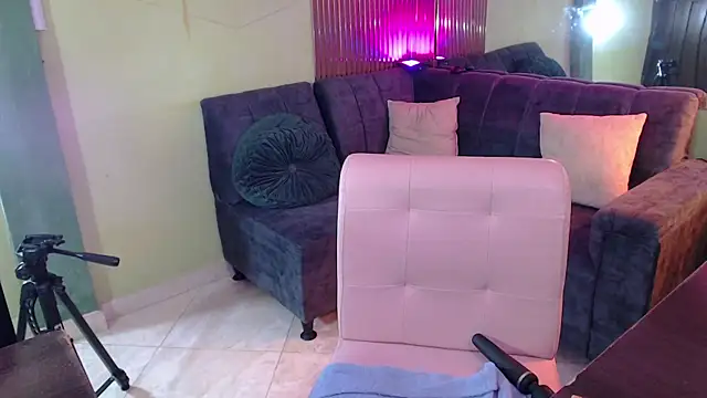 chloe_prg 即時 XXX 聊天