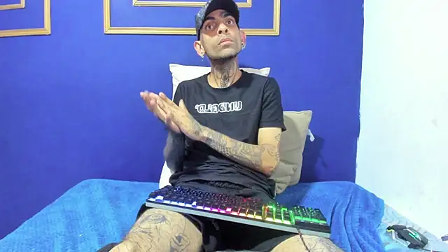 Demon_Rose_'s Webcam Show