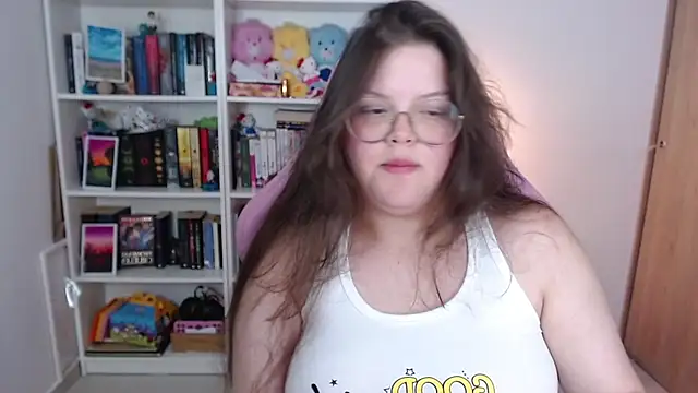 Gabiwaifu Adlı Modelin Canlı XXX Sohbeti