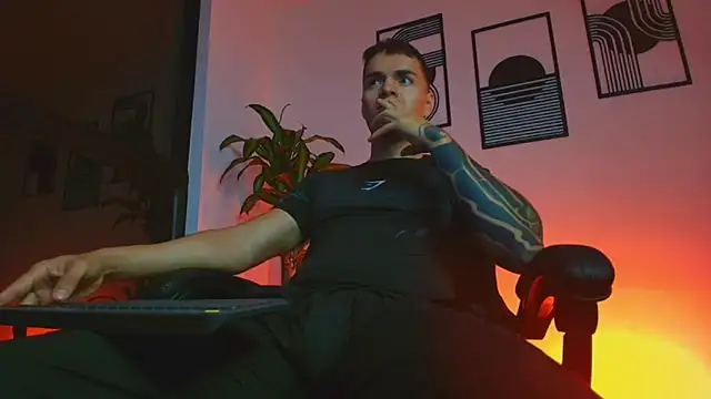 ALPHA_DOMINUS_ webkamerás műsora