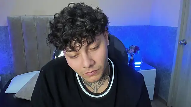 DAMON_SALVATTORE: вебкам-шоу