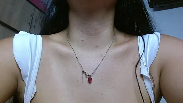 susan_smith18 Adlı Modelin Canlı XXX Sohbeti