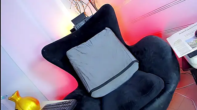 MargaretQualley's Webcam Show