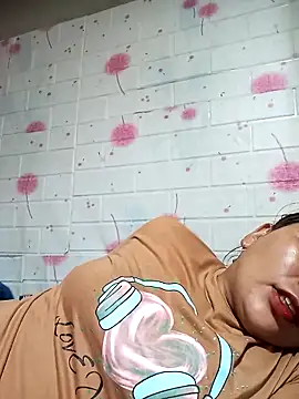 XXX chat uživo modela Hena__