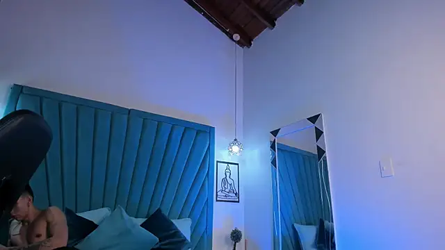 Chat XXX ao vivo de OliverThompsonJS